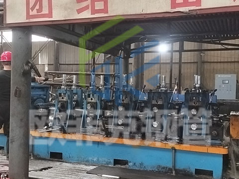 西盟生产车间